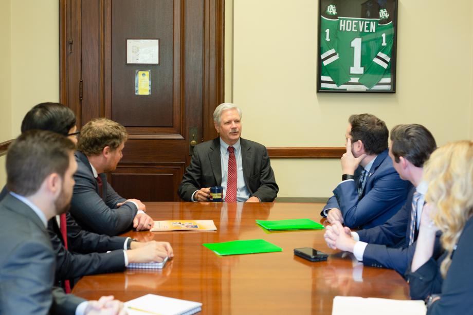 September 2021 – Senator Hoeven meets with North Dakota Rural Electric Cooperatives.
